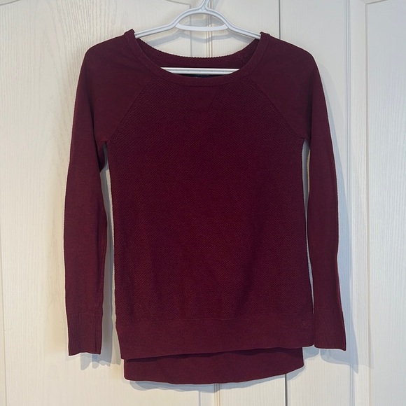 American Eagle Maroon Crew Neck Sweater - Size XS - Picture 1 of 2